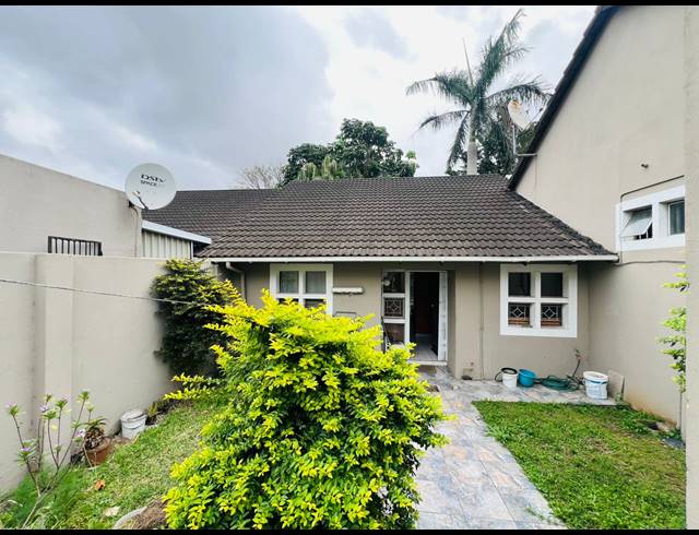 2 BEDROOM TOWNHOUSE FOR SALE IN CATO MANOR